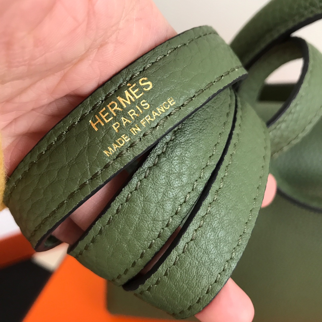 Hermes Kelly 32cm Handbag Shoulder Bag in Forest Green Togo Leather